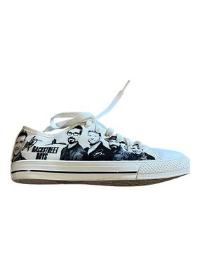 Backstreet Boys White and Black Low Top Graphic Canvas Sneakers size 6